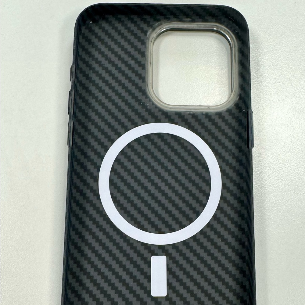 Reborn carbon fiber IPhone 15 Pro Max case with MagSafe and glass camera… - Picture 2 of 4